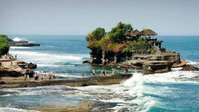 Bukan Sekadar Pemandangan Indah: Menguak Kisah dan Sejarah di Balik 10 Destinasi Ikonik Indonesia